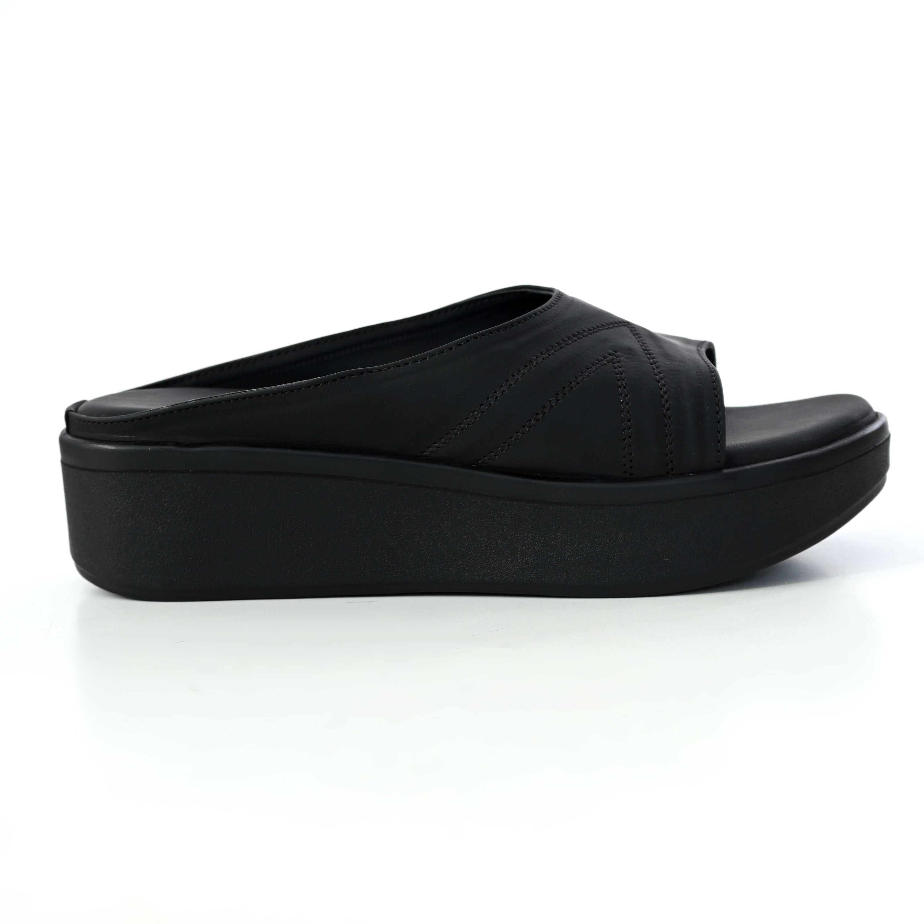 Luxè Sewed In Wedge - DenseBlack - Windlust