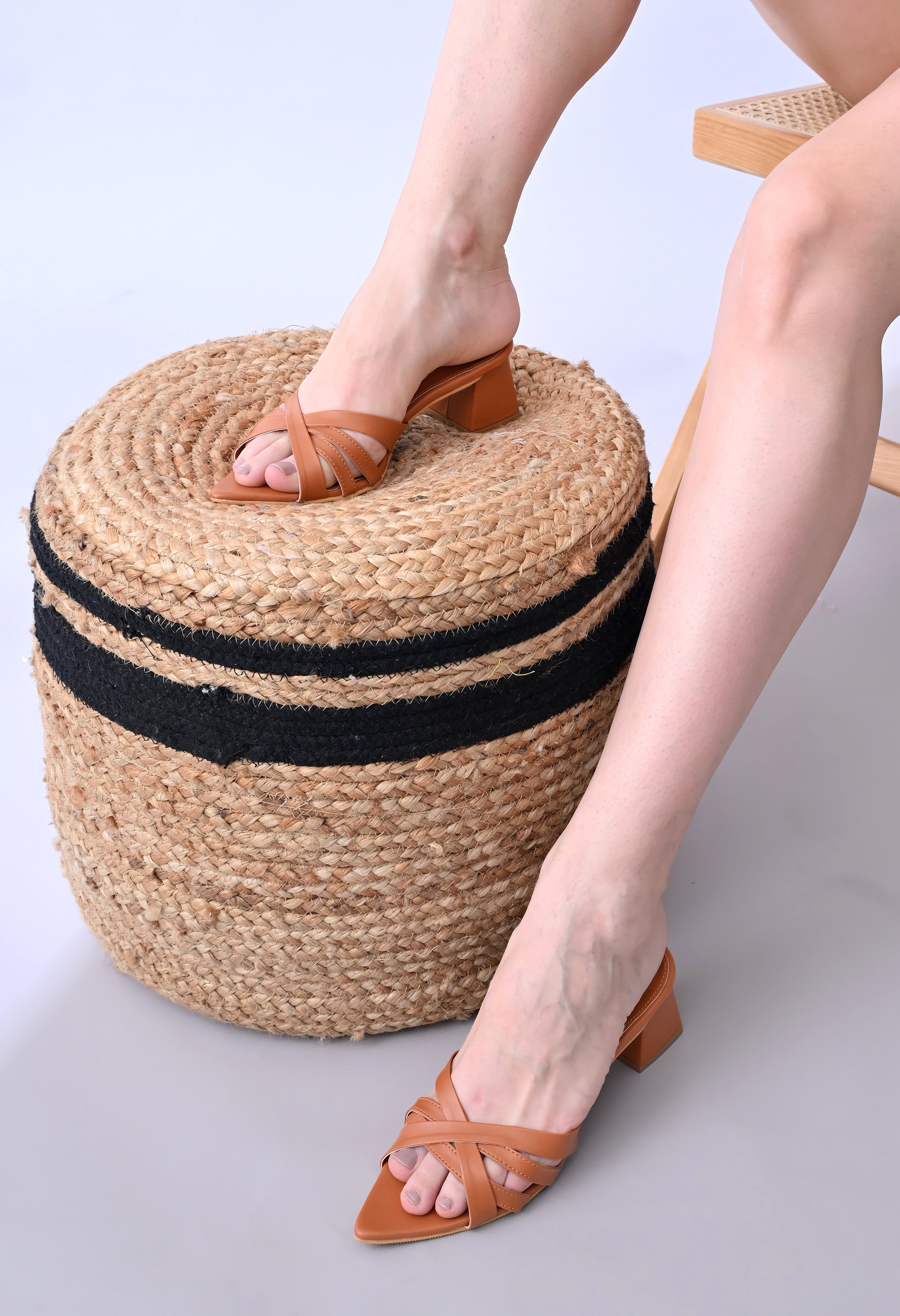 Sleek String Heels - Luxe Tan - Windlust