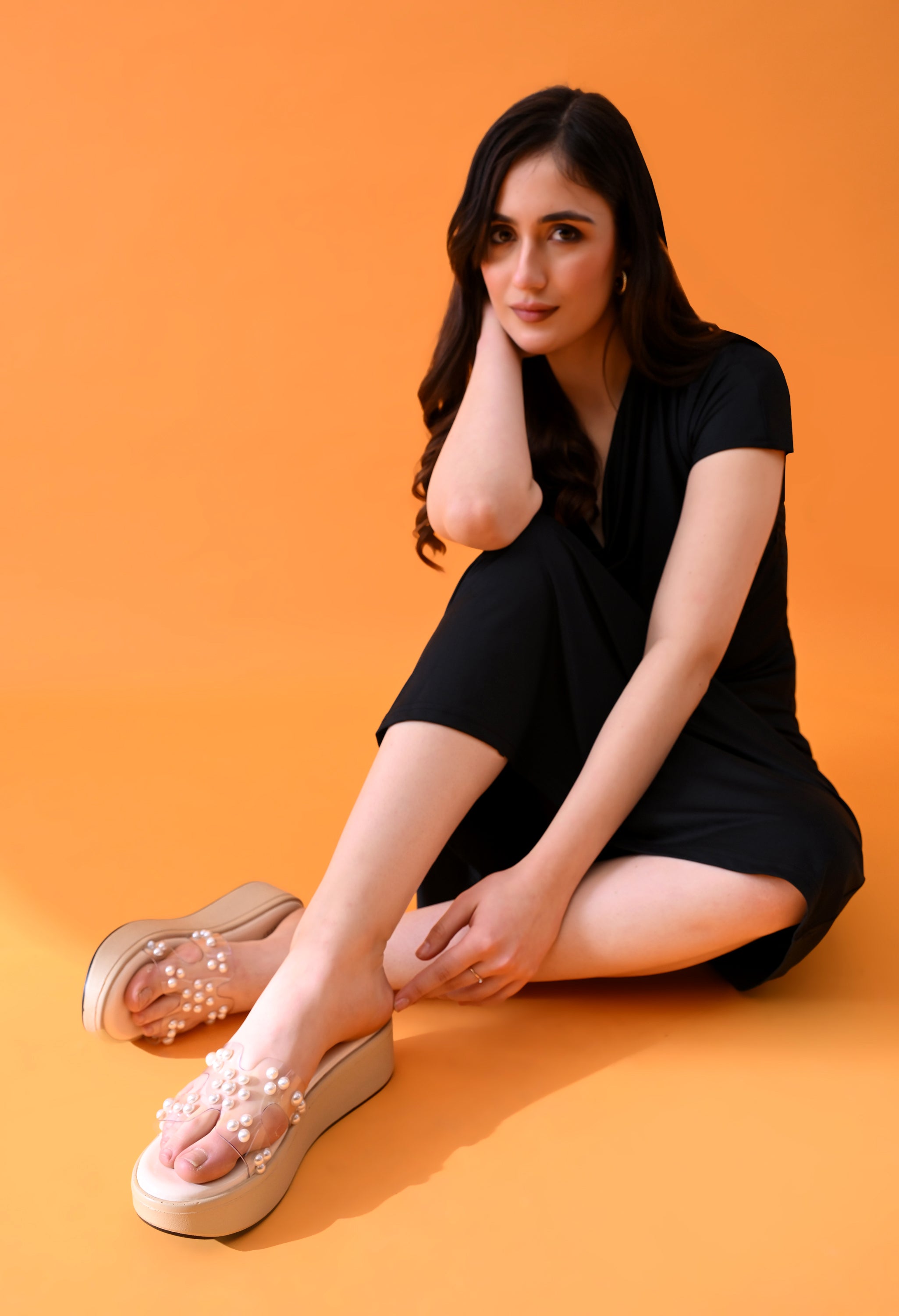 4 WAY CUT TRANSPARENT PEARL EDITION PLATFORMS - NUDE CREAM - Windlust